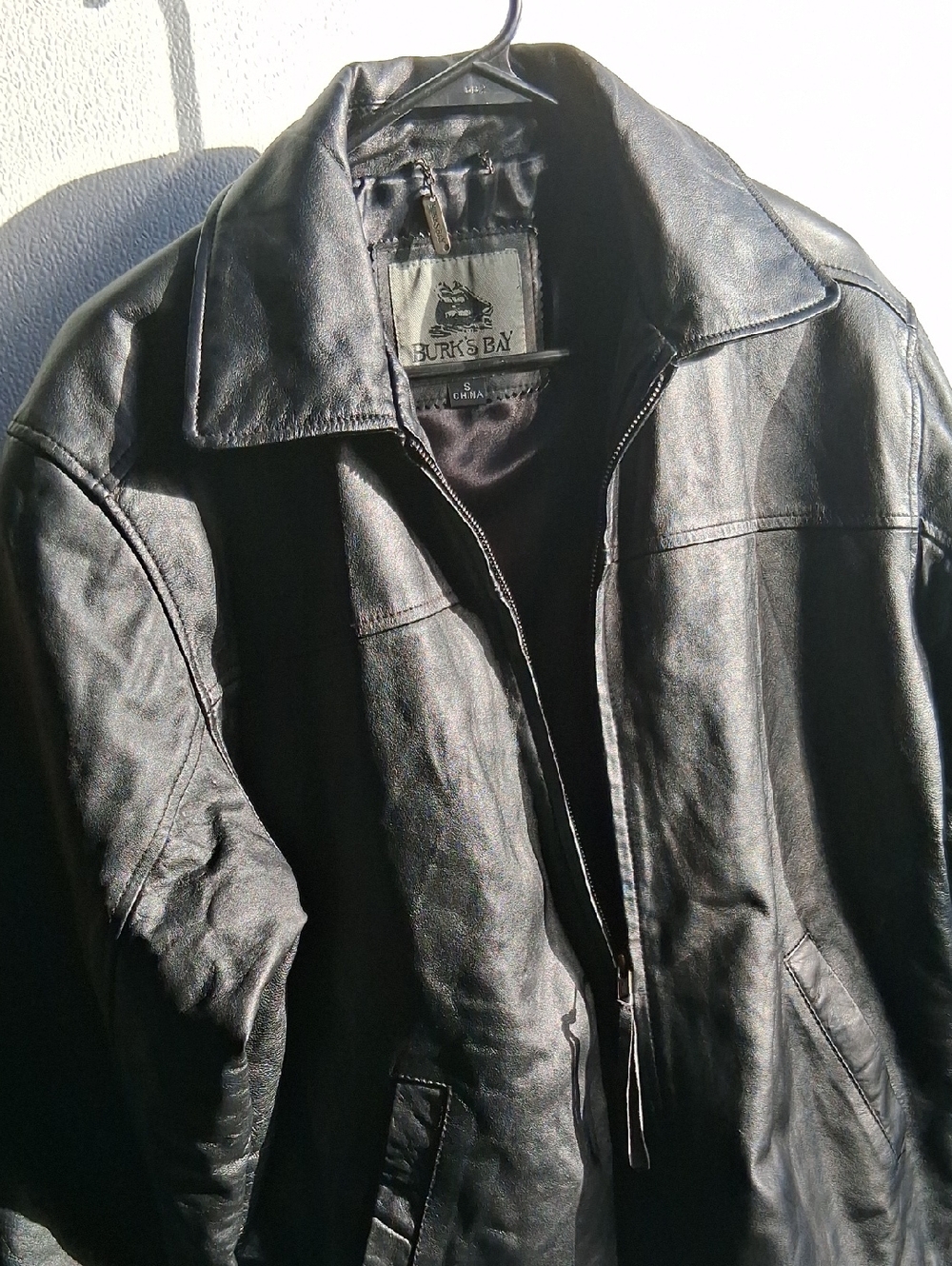 Burks Bay Men's Black Leather Bomber Jacket